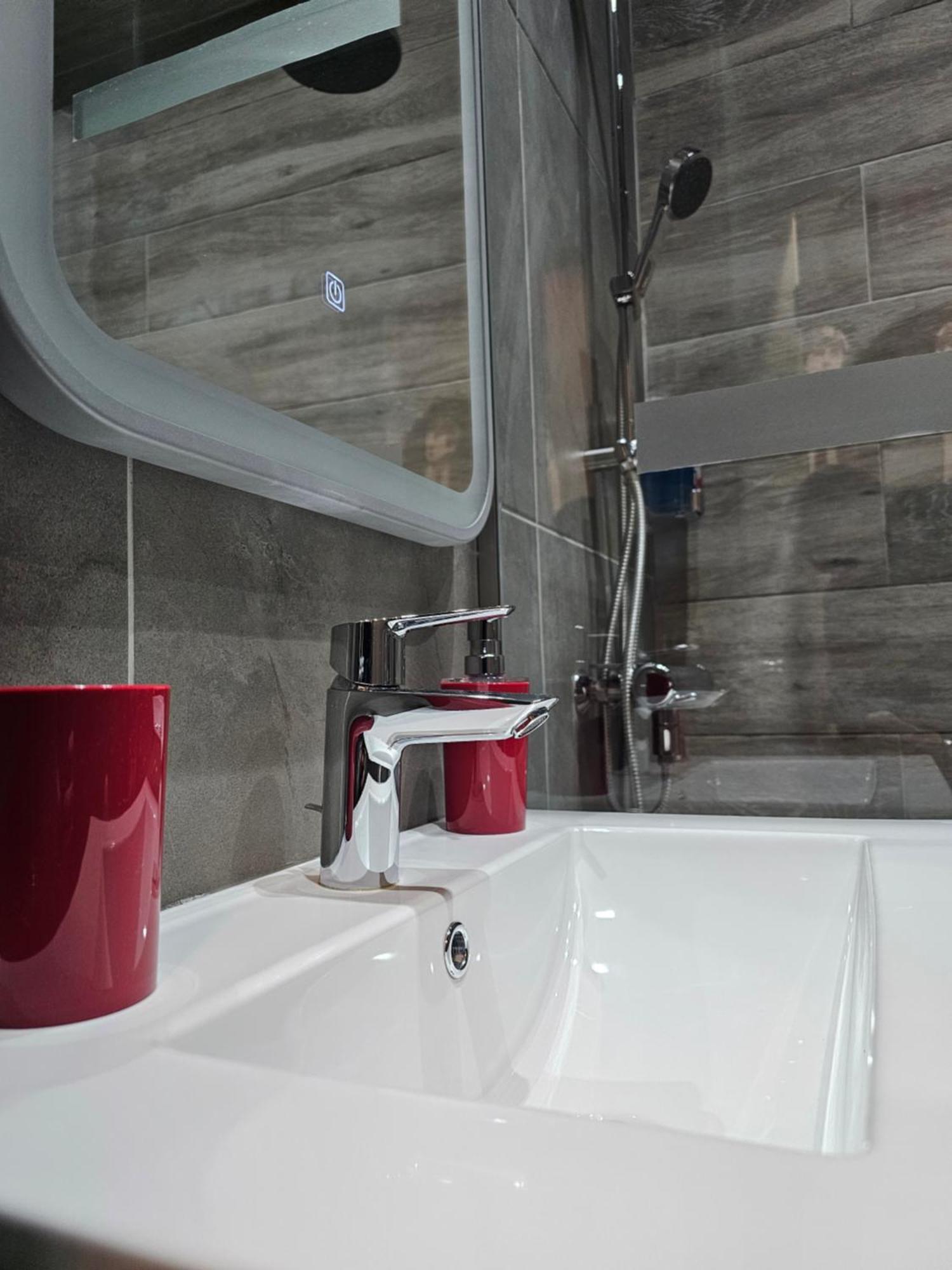 Dione Luxury Business Suite In The Heart Of Atina Dış mekan fotoğraf