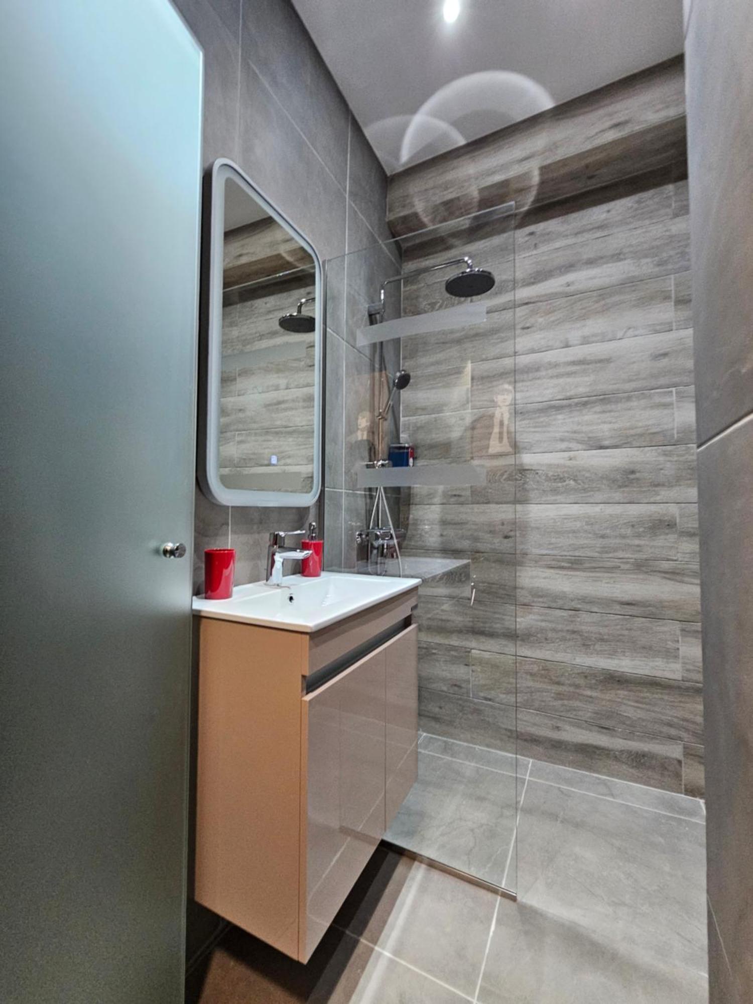 Dione Luxury Business Suite In The Heart Of Atina Dış mekan fotoğraf